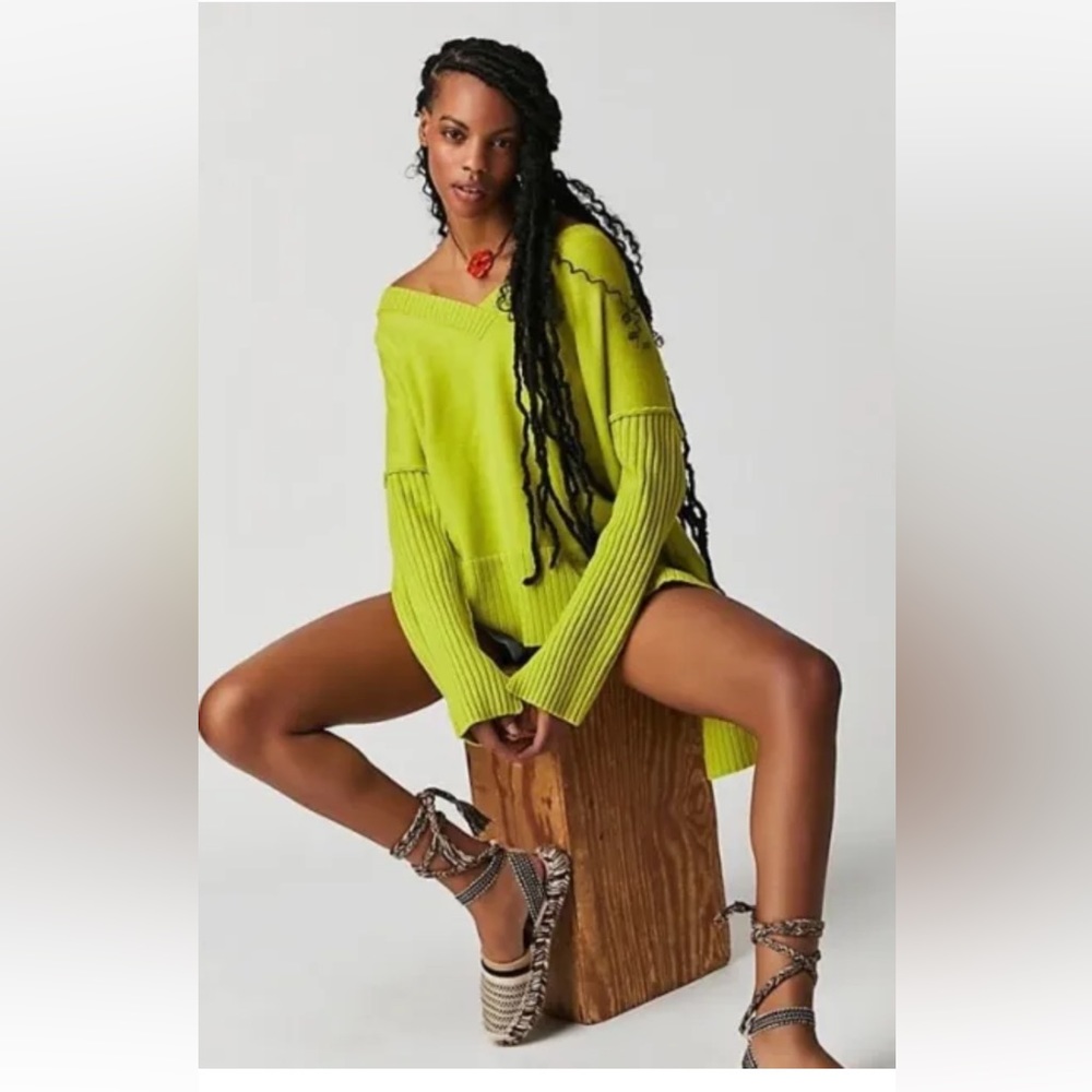 Free People Orion A Line Tunic Sweater Stretch On / Off Shoulder Acid Lime
